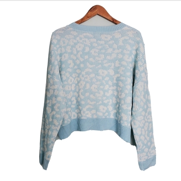 NEW John + Jenn Cheetah Print Mystic Blue Sweater - Picture 3 of 5
